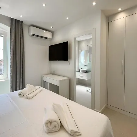 Affittacamere Pont 4*